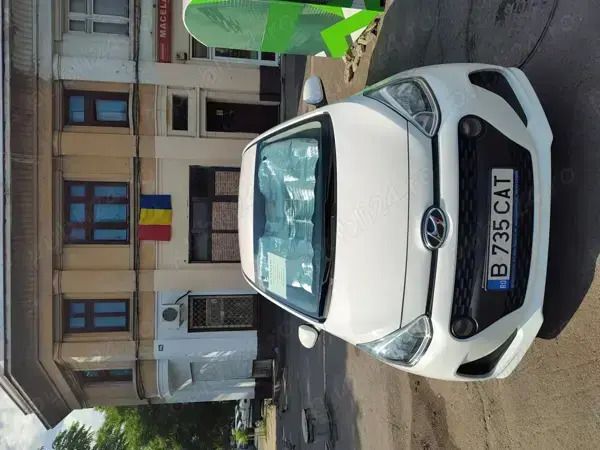 Alb Utilizat 2018 Hyundai i10 Hatchback | 6.000 EUR - Imagine 1/4