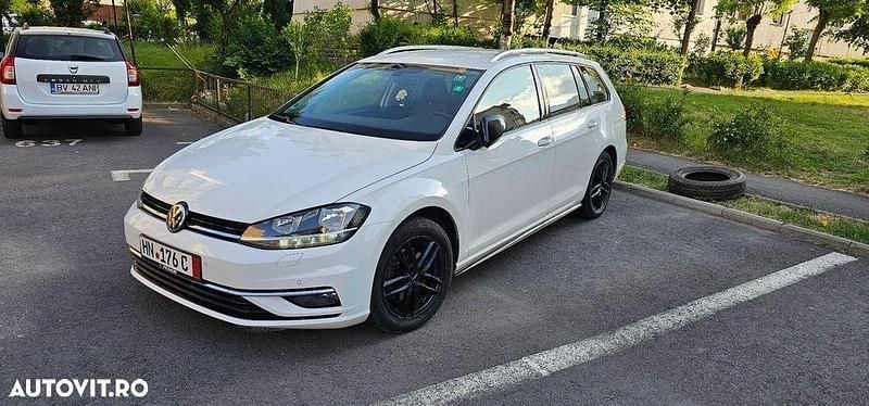 Alb Utilizat 2017 VW Golf VII Break | 9.750 EUR (Preț OK) - Imagine 1/4