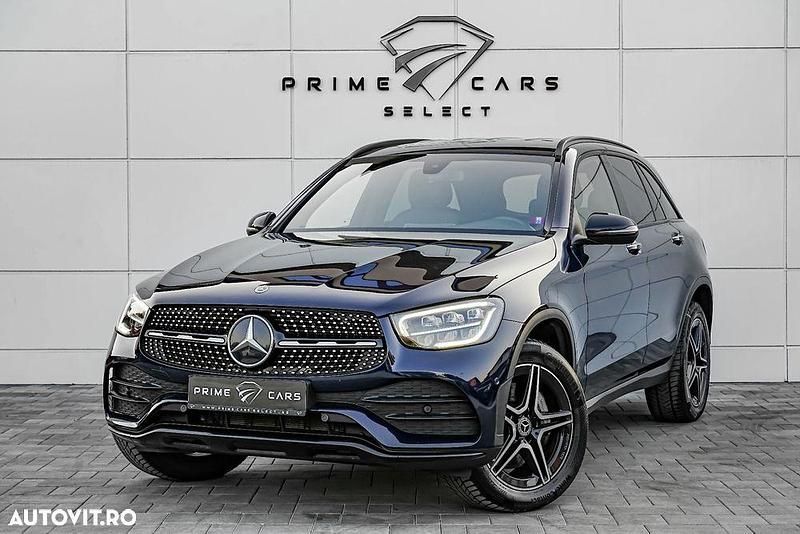 Culoarealbastru Utilizat 2022 Mercedes GLC300e AMG line SUV | 34.969 EUR (Preț OK) - Imagine 1/4