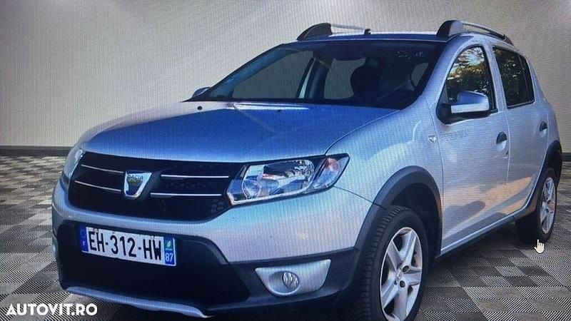 Culoareargint Utilizat 2016 Dacia Sandero Stepway Hatchback | 6.399 EUR (Preț OK) - Imagine 1/4