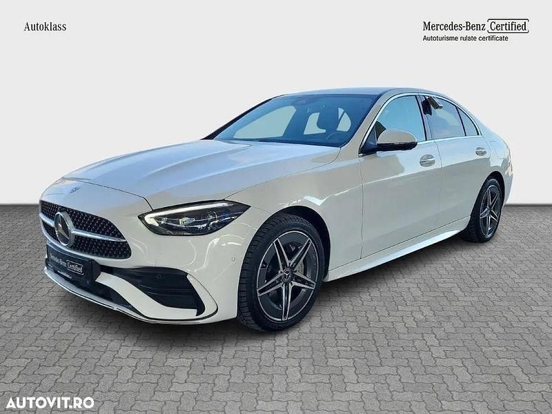 Culoarealb Utilizat 2024 Mercedes C300e Berlinǎ | 54.900 EUR (Preț bun) - Imagine 1/3