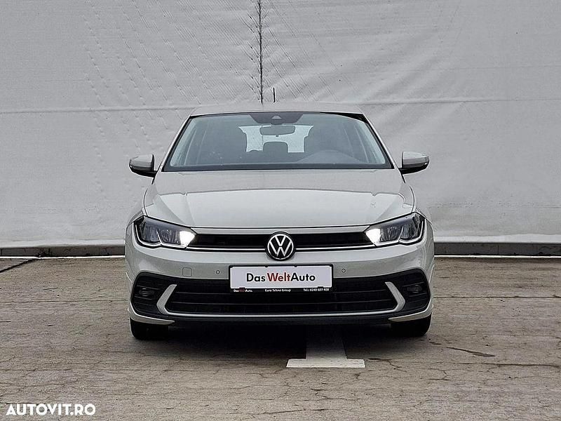 Second-hand VW Polo Life 95 CP (69 kW) 2023 Gri mediu  normal