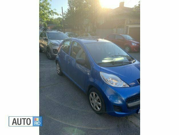 Second-hand Peugeot 107 68 CP (50 kW) 2011 Albastru Hatchback