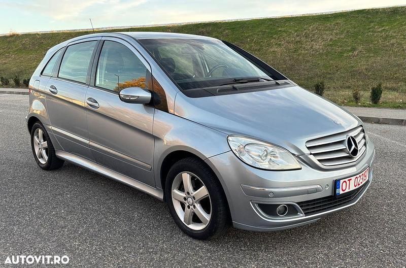 Culoaregri Utilizat 2006 Mercedes B200 Monovolum | 2.900 EUR - Imagine 1/4