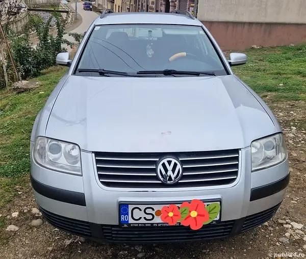 Gri Utilizat 2003 VW Passat Break | 2.000 EUR (Preț OK) - Imagine 1/4