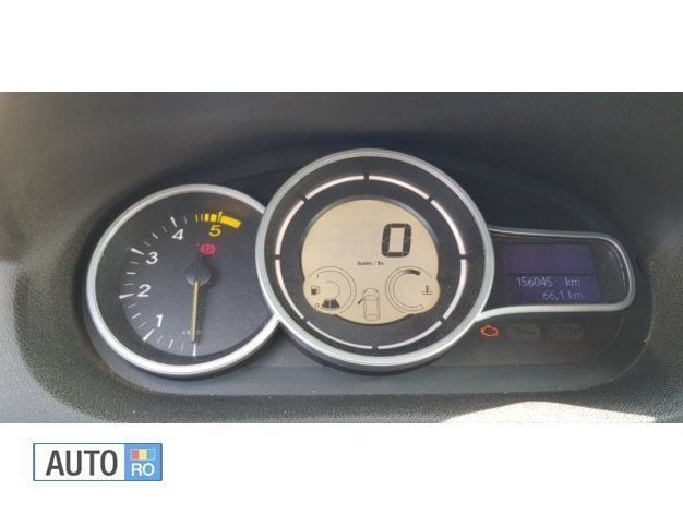 Second-hand Renault Mégane III 106 CP (77 kW) 2010 Alb Hatchback