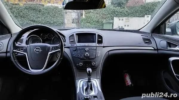 Utilizat 2011 Opel Insignia Break | 4.400 EUR (Preț OK) - Imagine 1/4