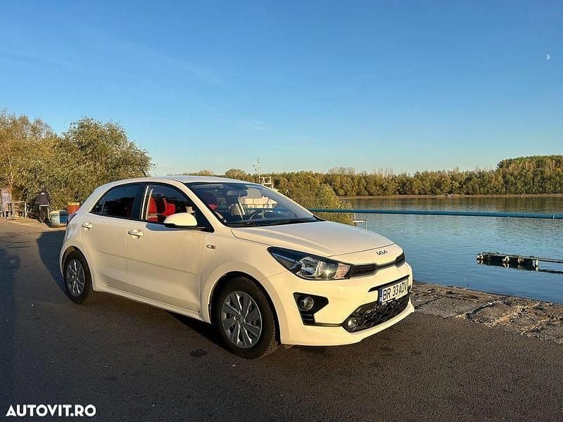Culoarealb Utilizat 2023 Kia Rio | 11.300 EUR - Imagine 1/4