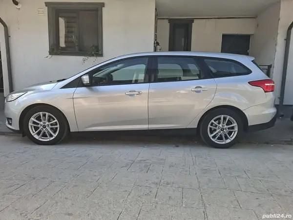 Gri Utilizat 2015 Ford Focus Break | 7.200 EUR (Preț OK) - Imagine 1/4