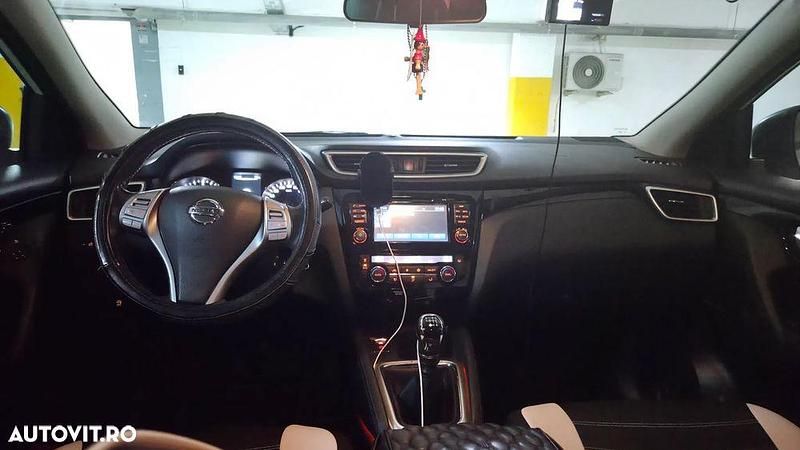 Second-hand Nissan Qashqai Acenta 110 CP (80 kW) 2017 Culoarealb SUV