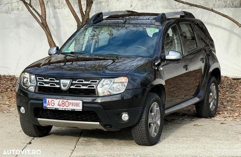 Culoarenegru Utilizat 2017 Dacia Duster Lauréate SUV | 7.350 EUR (Preț bun) - Imagine 1/4