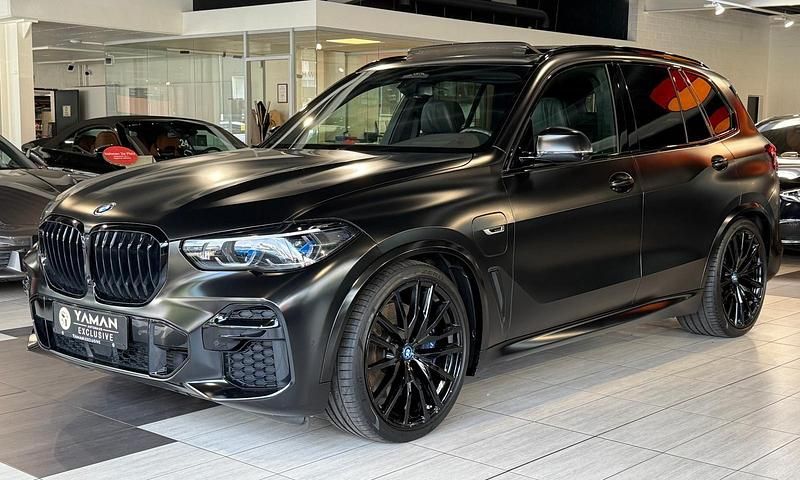 Negru Utilizat 2022 BMW X5 M Sport SUV | 79.221 EUR - Imagine 1/1