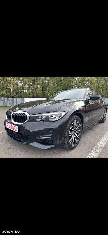 Culoarenegru Utilizat 2021 BMW 330e M Sport Berlinǎ | 26.900 EUR (Preț OK) - Imagine 1/4