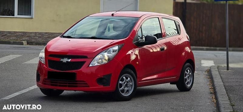 Culoarerosu Utilizat 2011 Chevrolet Spark Hatchback | 2.140 EUR (Preț bun) - Imagine 1/4