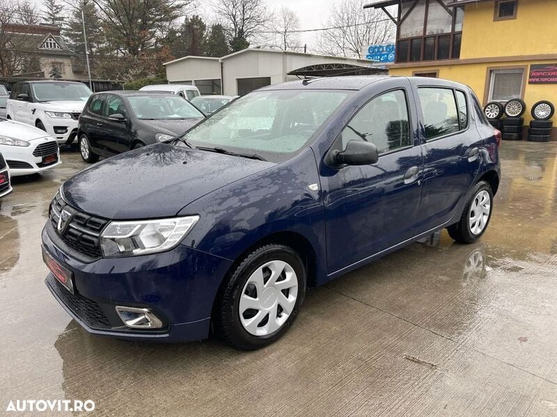 Albastru Utilizat 2017 Dacia Sandero Lauréate Hatchback | 6.999 EUR (Puțin scump) - Imagine 1/4