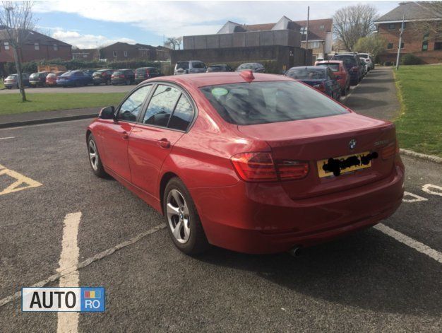 Second-hand BMW 320 163 CP (119 kW) 2012 Rosu Berlinǎ