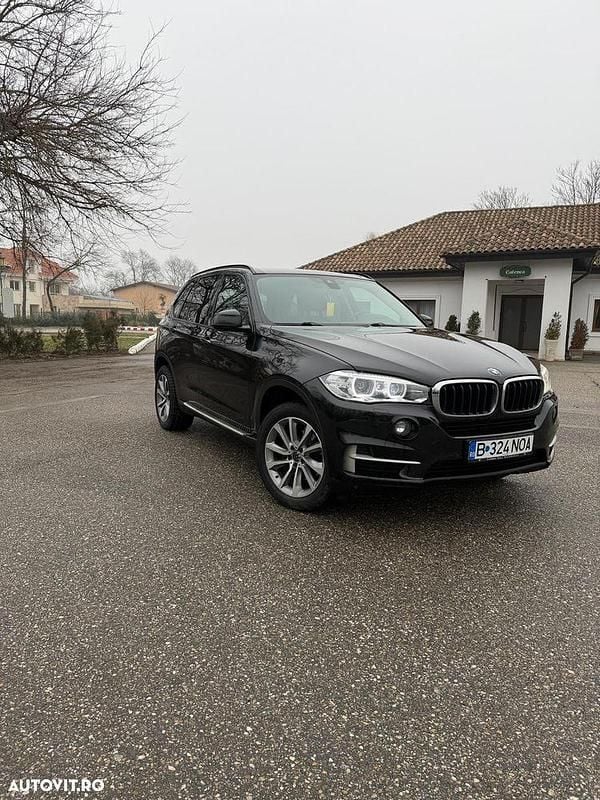 Second-hand BMW X5 Sport Line 218 CP (160 kW) 2014 Culoarenegru SUV