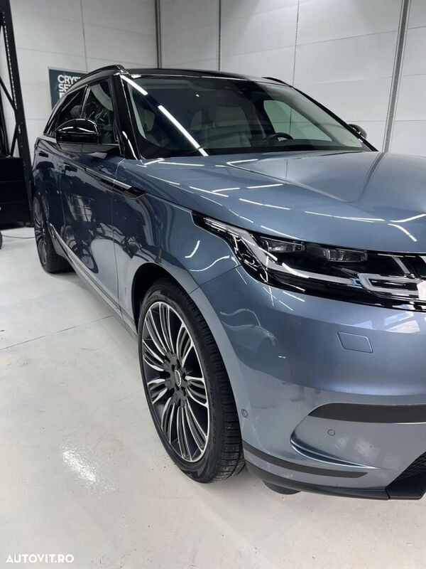Albastru Second-hand 2018 Land Rover Range Rover Velar SE SUV | 29.900 EUR (Preț bun) - Imagine 1/4