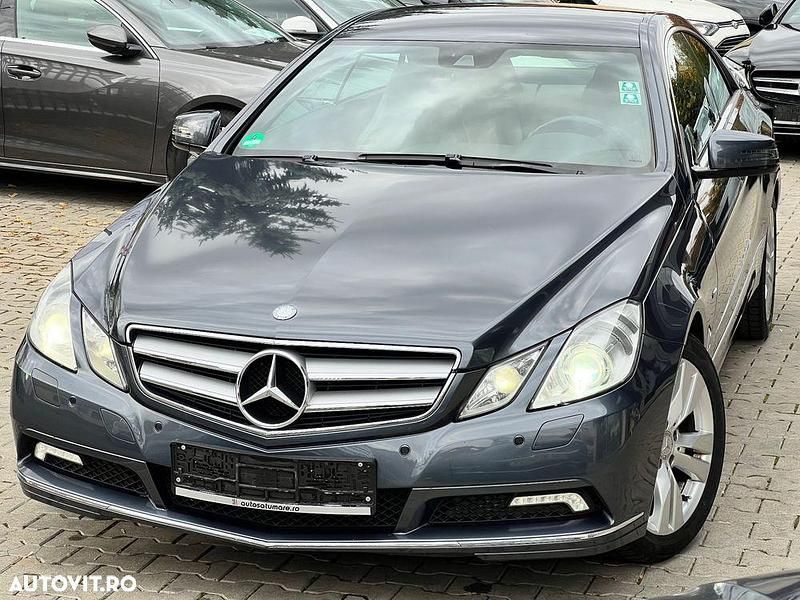 Culoaregri Utilizat 2011 Mercedes E250 Coupe | 9.990 EUR (Preț OK) - Imagine 1/4
