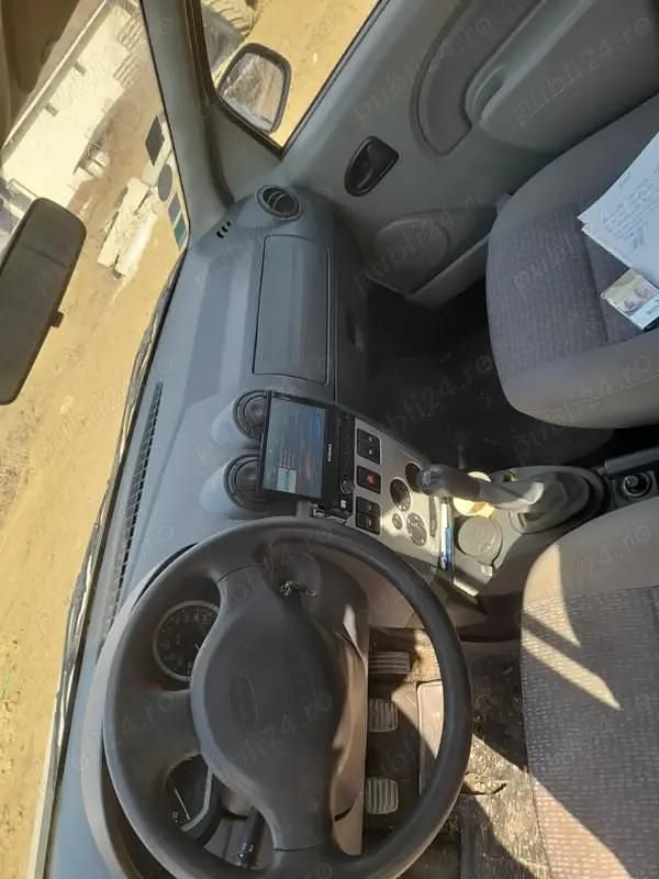 Alb Utilizat 2007 Dacia Logan MCV Break | 1.800 EUR (Preț OK) - Imagine 1/4