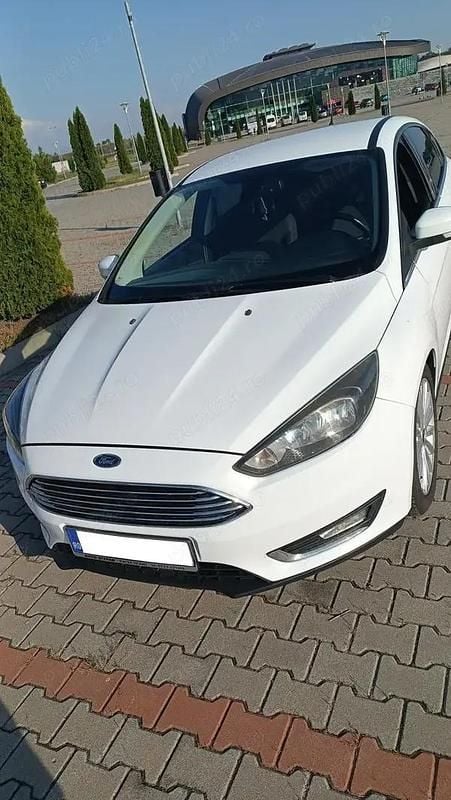 Utilizat 2016 Ford Focus Hatchback | 6.399 EUR (Preț bun) - Imagine 1/4
