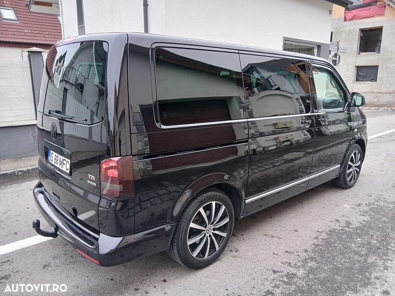 Second-hand VW Multivan 180 CP (132 kW) 2015 Culoarenegru Van