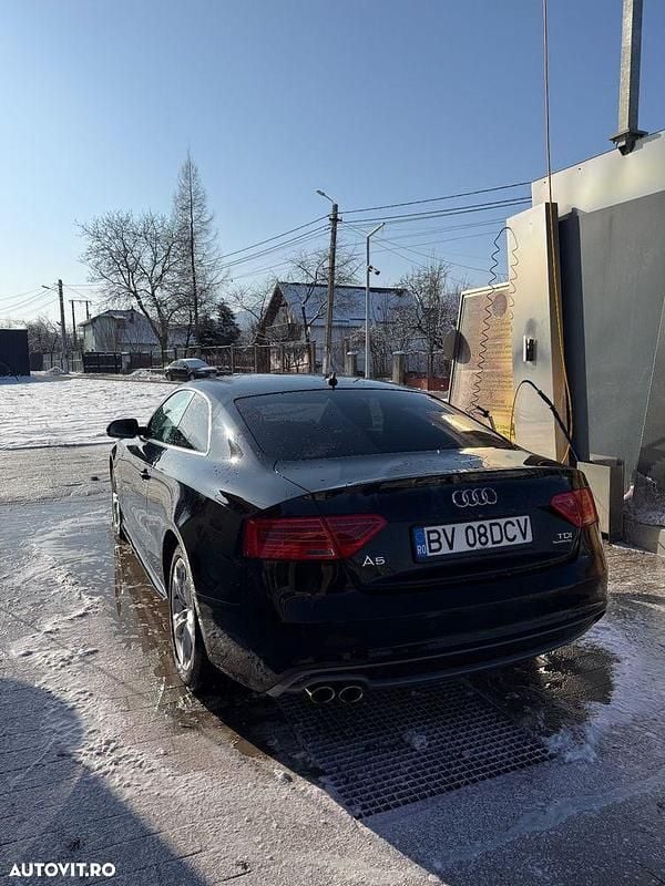 Second-hand Audi A5 190 CP (139 kW) 2016 Culoarenegru Coupe
