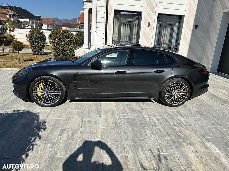 Second-hand Porsche Panamera 550 CP (404 kW) 2017 Culoarealte culori Hatchback