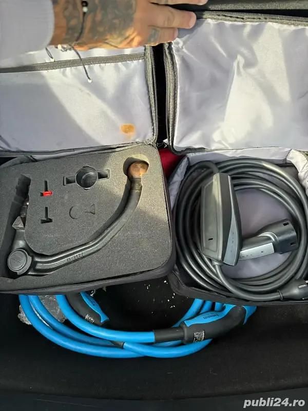 Second-hand Tesla Model 3 365 kW (497 CP) 2019 Alb Berlinǎ