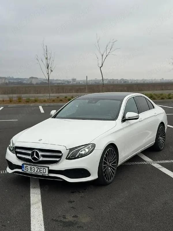 Second-hand Mercedes E220 194 CP (142 kW) 2016 Berlinǎ