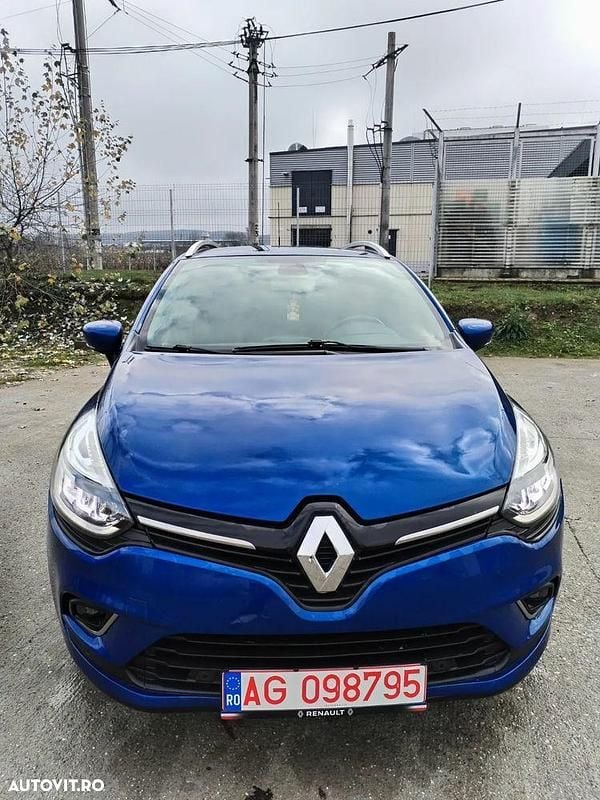 Culoarealbastru Utilizat 2018 Renault Clio GrandTour Bose Edition Break | 6.990 EUR (Preț OK) - Imagine 1/4