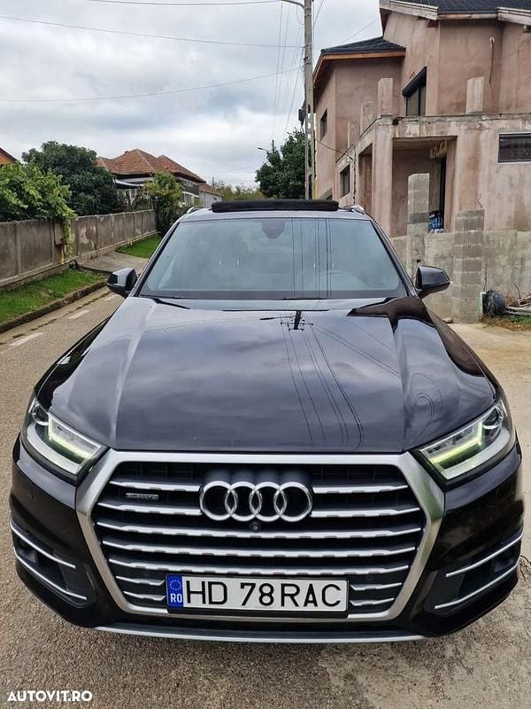 Culoarenegru Utilizat 2015 Audi Q7 S-Line SUV | 25.500 EUR (Preț OK) - Imagine 1/4