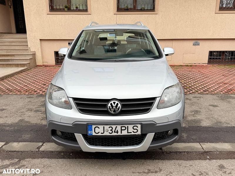 Second-hand VW Golf Plus 105 CP (77 kW) 2008 Culoareargint Monovolum