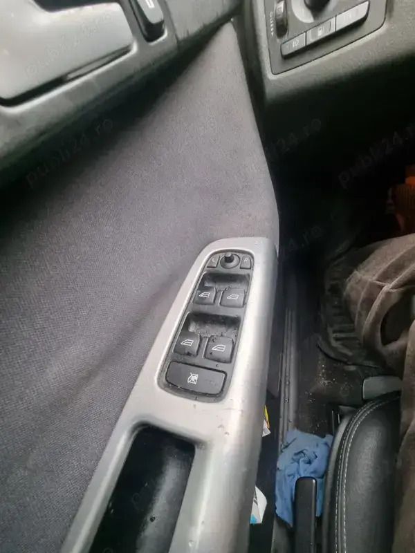 Utilizat 2007 Volvo V50 Break | 3.200 EUR (Preț OK) - Imagine 1/4