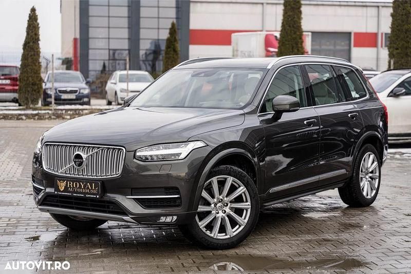 Second-hand Volvo XC90 Inscription 235 CP (172 kW) 2018 Culoaremaro SUV