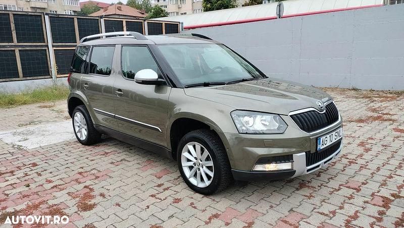 Verde Utilizat 2015 Skoda Yeti Outdoor Elegance SUV | 9.999 EUR - Imagine 1/4