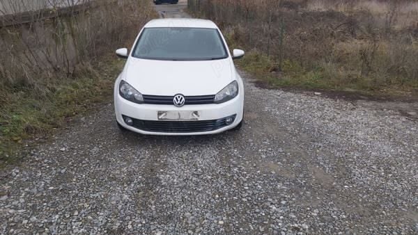 Alb Utilizat 2011 VW Golf VI Coupe | 1.400 EUR - Imagine 1/4