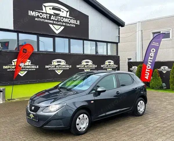 Gri Utilizat 2010 Seat Ibiza Hatchback | 3.999 EUR (Preț OK) - Imagine 1/4