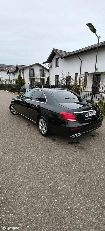 Second-hand Mercedes E200 150 CP (110 kW) 2017 Culoarenegru Berlinǎ