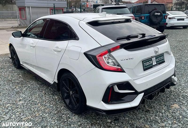 Second-hand Honda Civic Sport 182 CP (133 kW) 2021 Culoarealb Hatchback