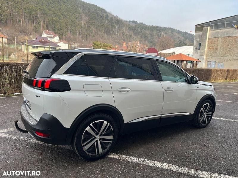Second-hand Peugeot 5008 GT 180 CP (132 kW) 2018 Culoarealb SUV