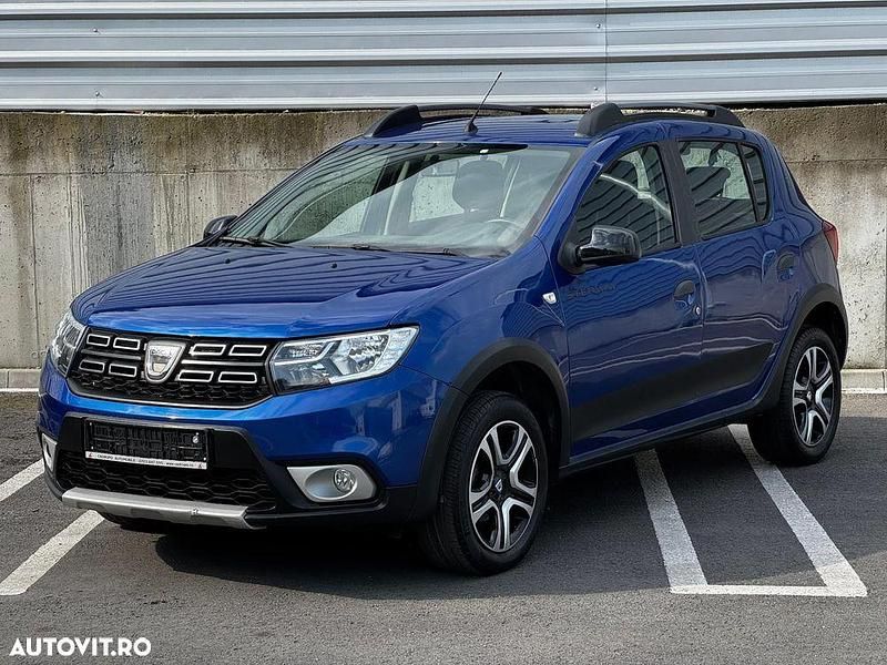Culoarealbastru Utilizat 2020 Dacia Sandero Stepway Hatchback | 8.900 EUR (Preț OK) - Imagine 1/4
