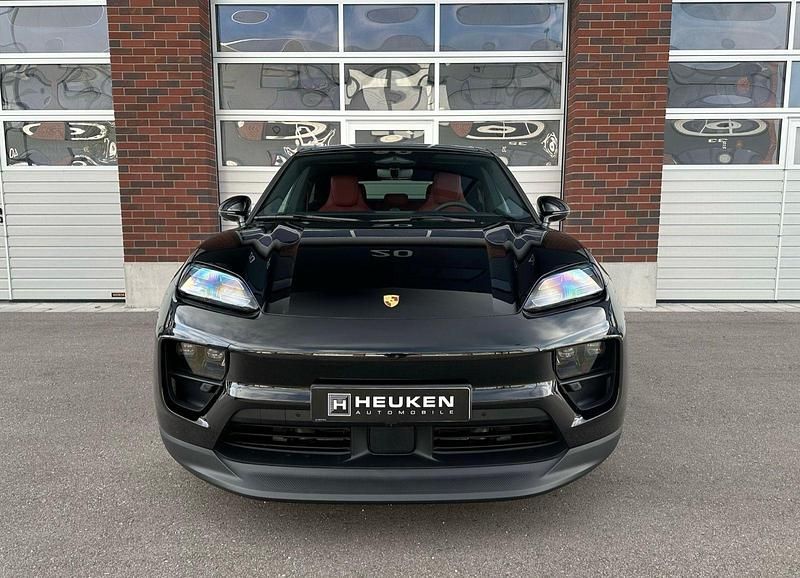 Utilizat 2024 Porsche Macan SUV | 98.856 EUR - Imagine 1/1