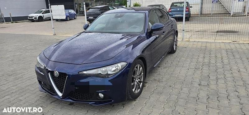 Culoarealbastru Utilizat 2016 Alfa Romeo Giulia Super Berlinǎ | 14.700 EUR (Super Preț) - Imagine 1/4