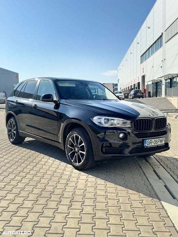 Negru Utilizat 2015 BMW X5 SUV | 21.000 EUR (Super Preț) - Imagine 1/4