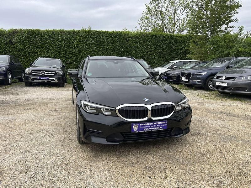 Utilizat 2022 BMW 320 Advantage | 26.209 EUR (Super Preț) - Imagine 1/1