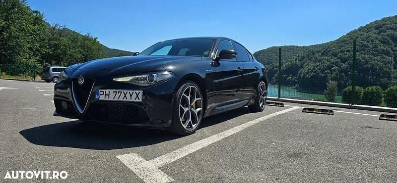 Culoarenegru Utilizat 2018 Alfa Romeo Giulia Veloce Berlinǎ | 20.000 EUR (Preț OK) - Imagine 1/4