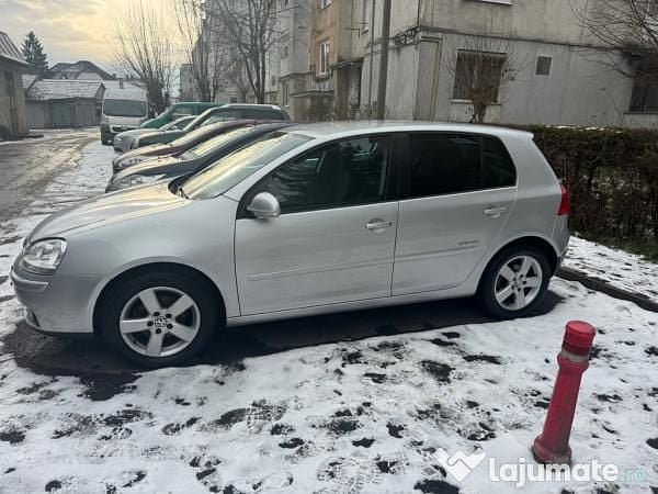 Second-hand VW Golf V United 80 CP (58 kW) 2008 Argintiu Hatchback