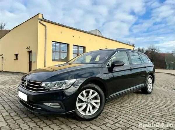 Negru Utilizat 2020 VW Passat Highline Break | 15.200 EUR (Preț OK) - Imagine 1/4