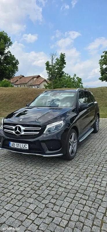 Negru Utilizat 2016 Mercedes GLE350 SUV | 24.500 EUR (Super Preț) - Imagine 1/4